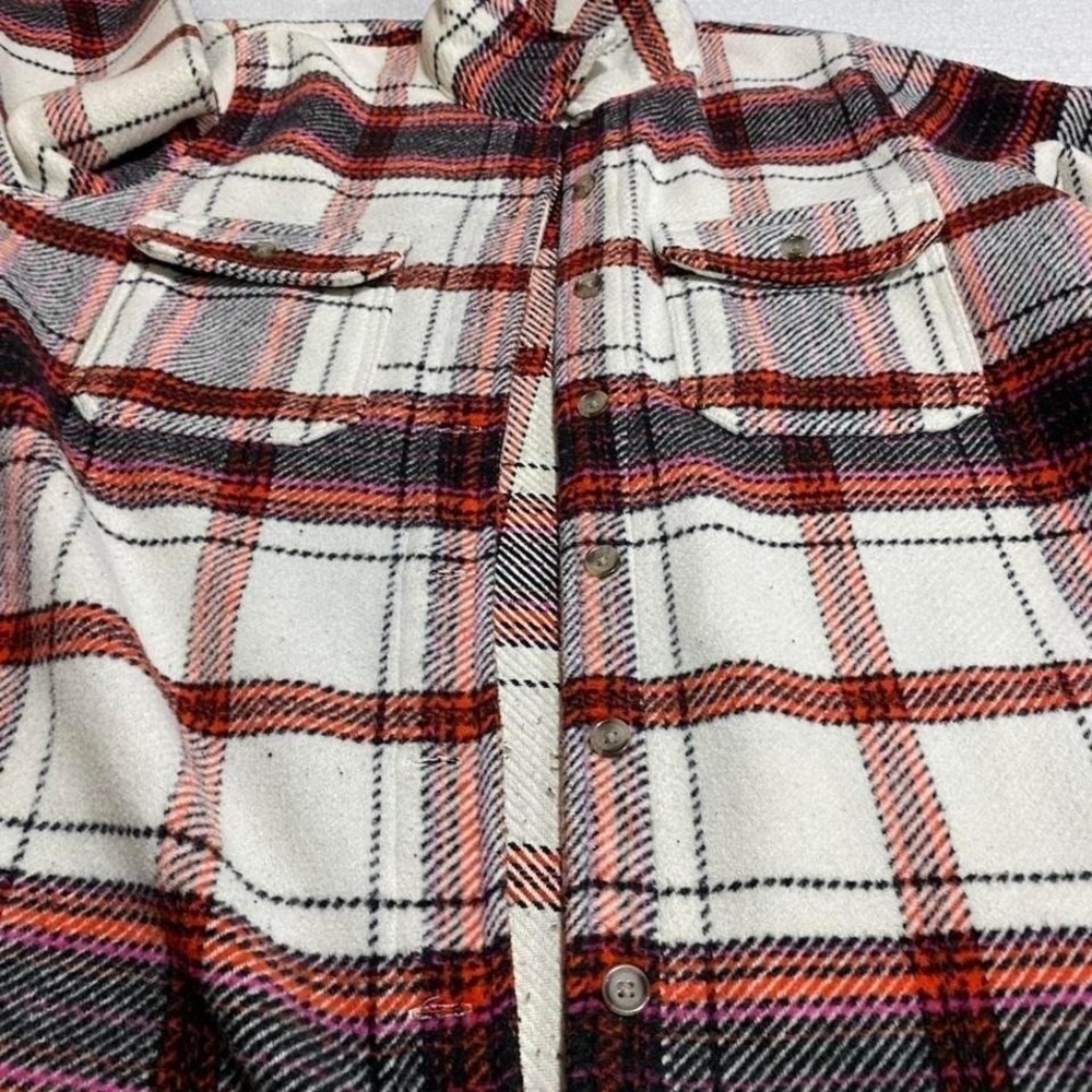 Universal Thread Red Plaid Button-Up Jacket Size … - image 5